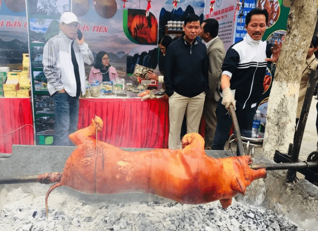 Ăn Gì Ở Cao Bằng? 15 Đặc Sản Ngon Nên Thử Khi Đi Du Lịch Ăn Gì Ở Cao Bằng? 15 Đặc Sản Ngon Nên Thử Khi Đi Du Lịch
