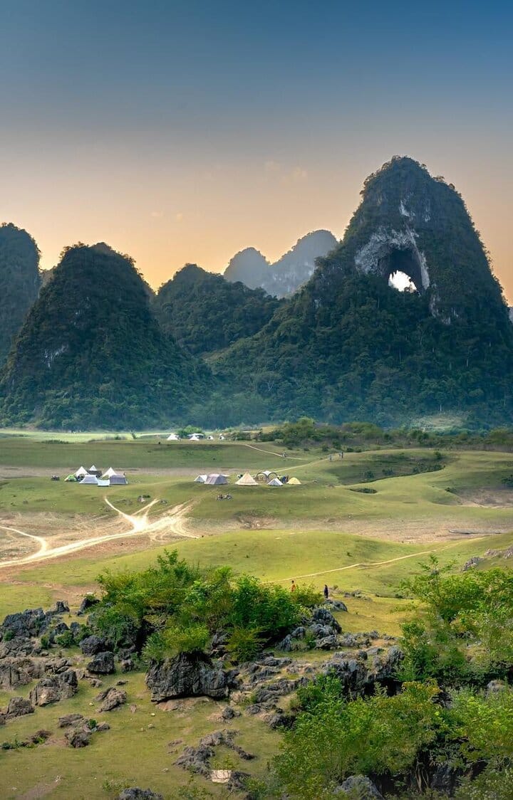 Du lịch Cao Bằng 3 ngày 2 đêm: Review lịch trình thật, chi phí thật và những điểm đi đáng trải nghiệm Du lịch Cao Bằng 3 ngày 2 đêm: Review lịch trình thật, chi phí thật và những điểm đi đáng trải nghiệm