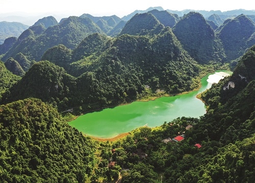 Những địa điểm du lịch Cao Bằng đẹp, nổi tiếng nên đi một lần Những địa điểm du lịch Cao Bằng đẹp, nổi tiếng nên đi một lần