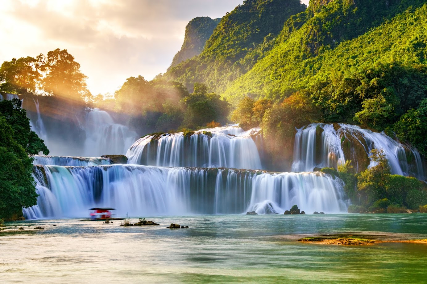 Top 20 Điểm Du Lịch Hot Nhất Việt Nam 2026 Được Du Khách Săn Đón Top 20 Điểm Du Lịch Hot Nhất Việt Nam 2026 Được Du Khách Săn Đón