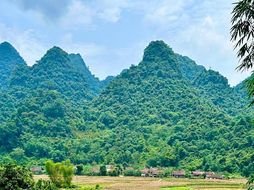 Cao Bằng - Thiên nhiên hùng vĩ, vẻ đẹp thơ mộng Cao Bằng - Thiên nhiên hùng vĩ, vẻ đẹp thơ mộng
