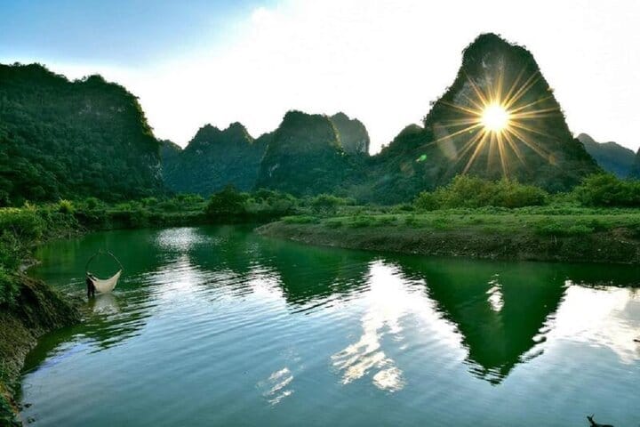 Núi Mắt Thần - Vẻ Đẹp Hoang Sơ Độc Nhất Của Cao Bằng Núi Mắt Thần - Vẻ Đẹp Hoang Sơ Độc Nhất Của Cao Bằng