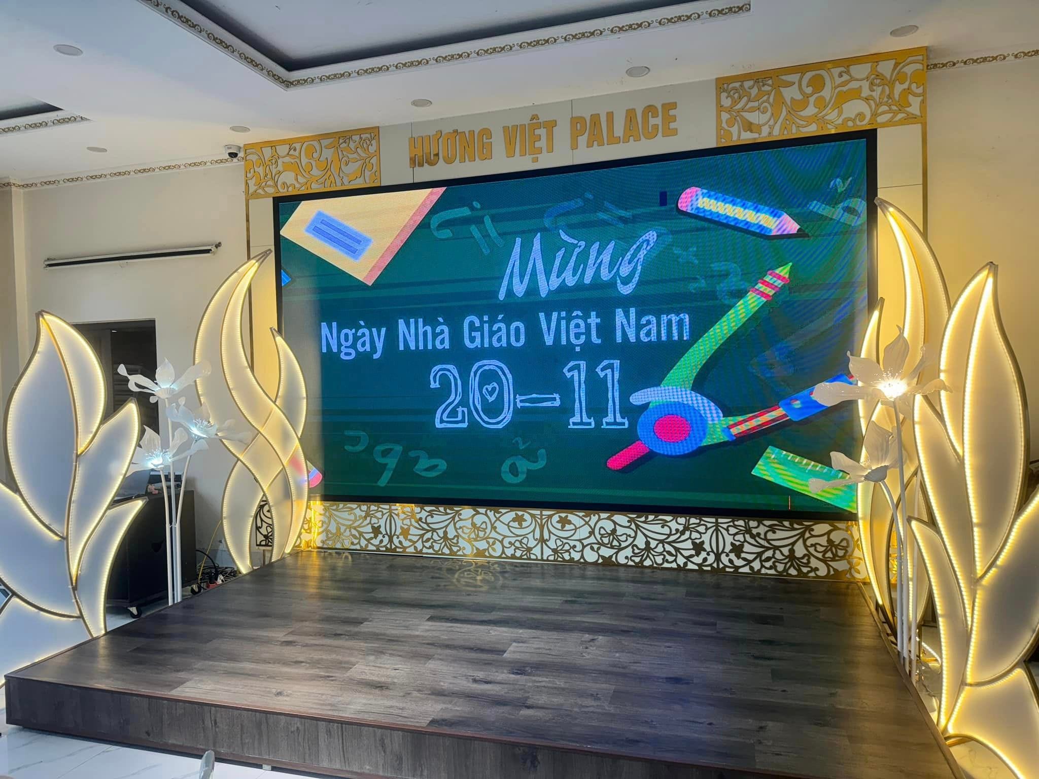 Hương Việt Palace Trung Tâm Tiệc Cưới, Hội Nghị, Nhà Hàng tại Cao Bằng Hương Việt Palace Trung Tâm Tiệc Cưới, Hội Nghị, Nhà Hàng tại Cao Bằng