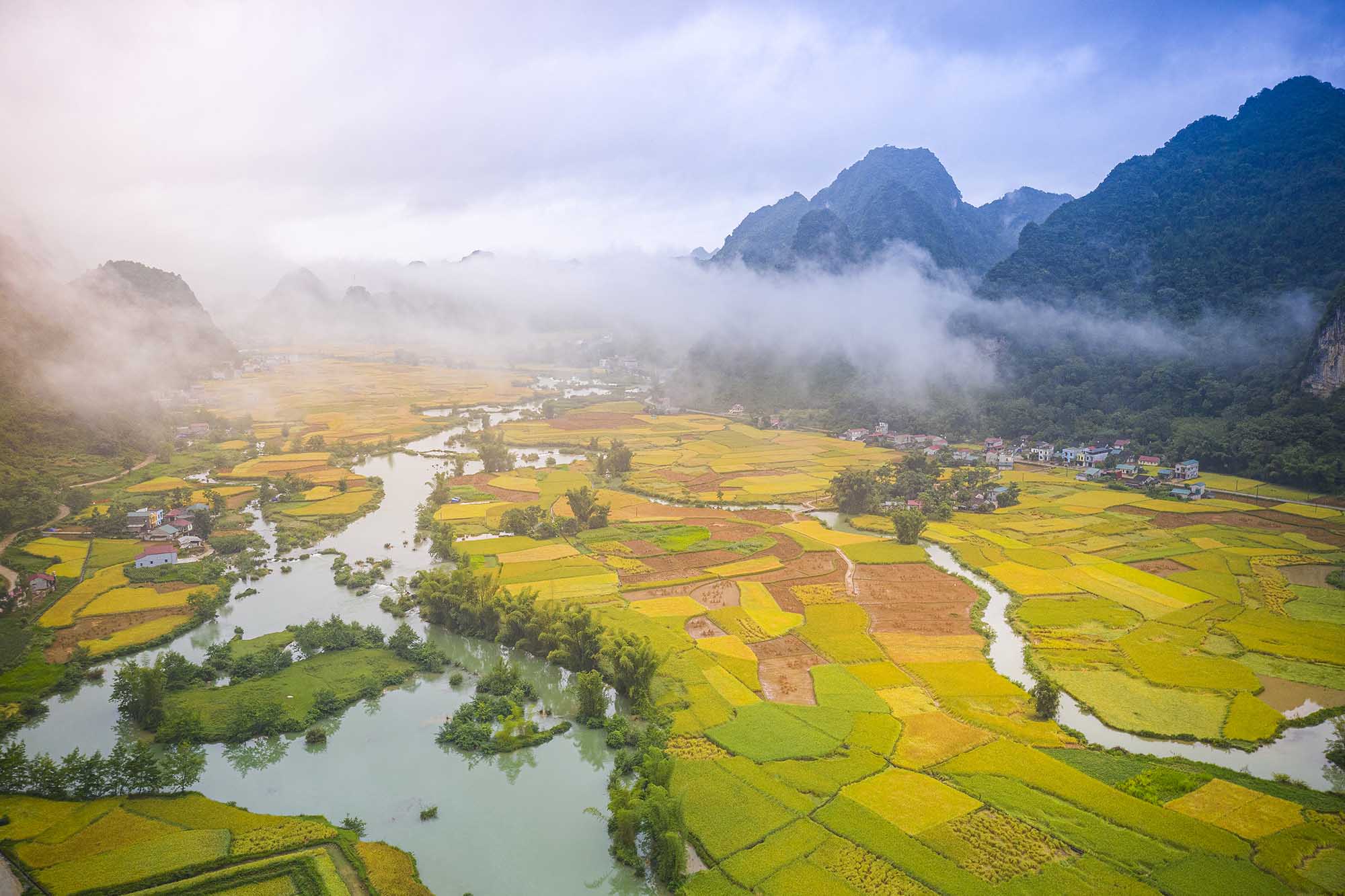 Review chuyến đi du lịch Cao Bằng 5 ngày 4 đêm - Trải nghiệm vẻ đẹp nguyên sơ và lòng hiếu khách của người vùng cao