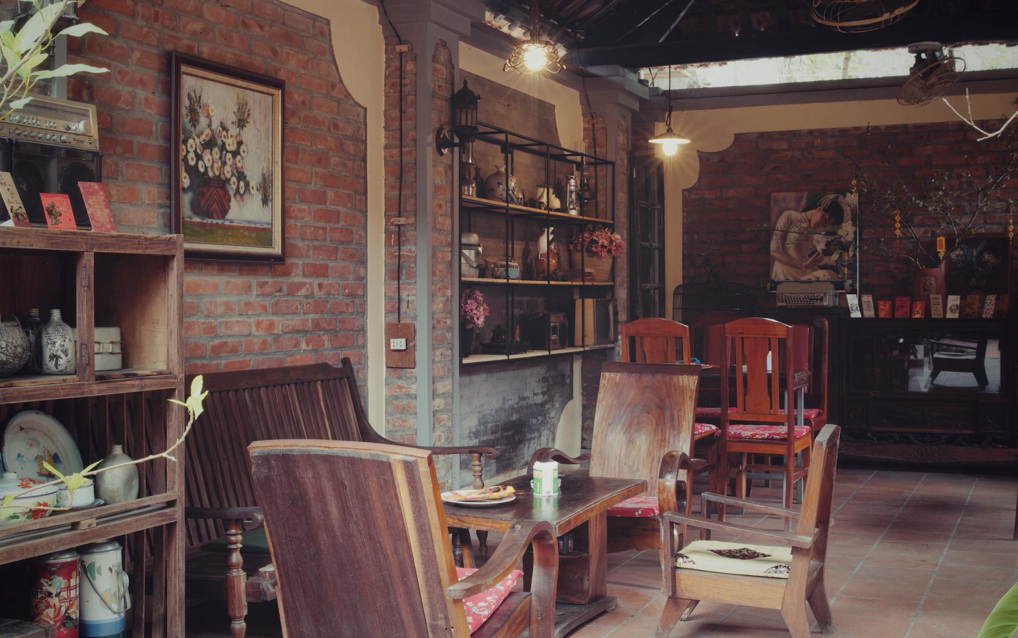 Cafe Mộc Không Gian Hoài Cổ, Yên Tĩnh Giữa Lòng Cao Bằng Cafe Mộc Không Gian Hoài Cổ, Yên Tĩnh Giữa Lòng Cao Bằng