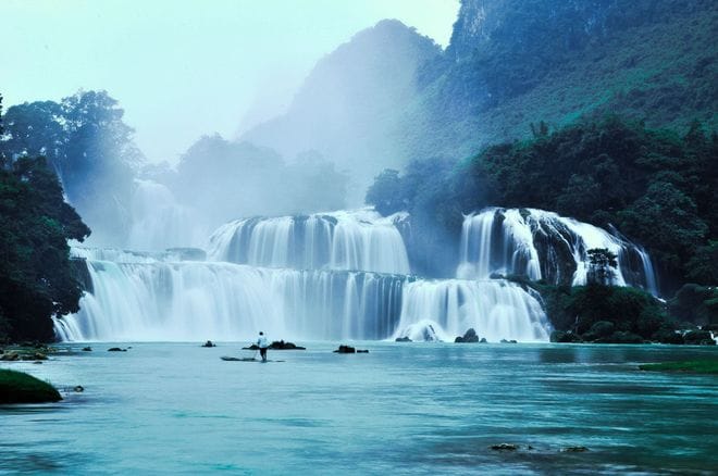 Một ngày ở Trùng Khánh Cao Bằng: Ăn gì, đi đâu, chụp ảnh ở đâu đẹp? Góc chụp thác Bản Giốc khi đi Trùng Khánh Cao Bằng