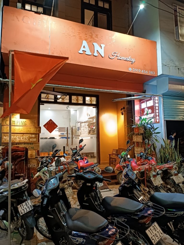 TOP 10 địa điểm uy tín thuê xe máy tại Cao Bằng: Kinh nghiệm, bảng giá chi tiết TOP 10 địa điểm uy tín thuê xe máy tại Cao Bằng: Kinh nghiệm, bảng giá chi tiết