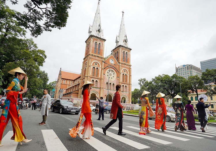 Top 20 Điểm Du Lịch Hot Nhất Việt Nam 2026 Được Du Khách Săn Đón Top 20 Điểm Du Lịch Hot Nhất Việt Nam 2026 Được Du Khách Săn Đón