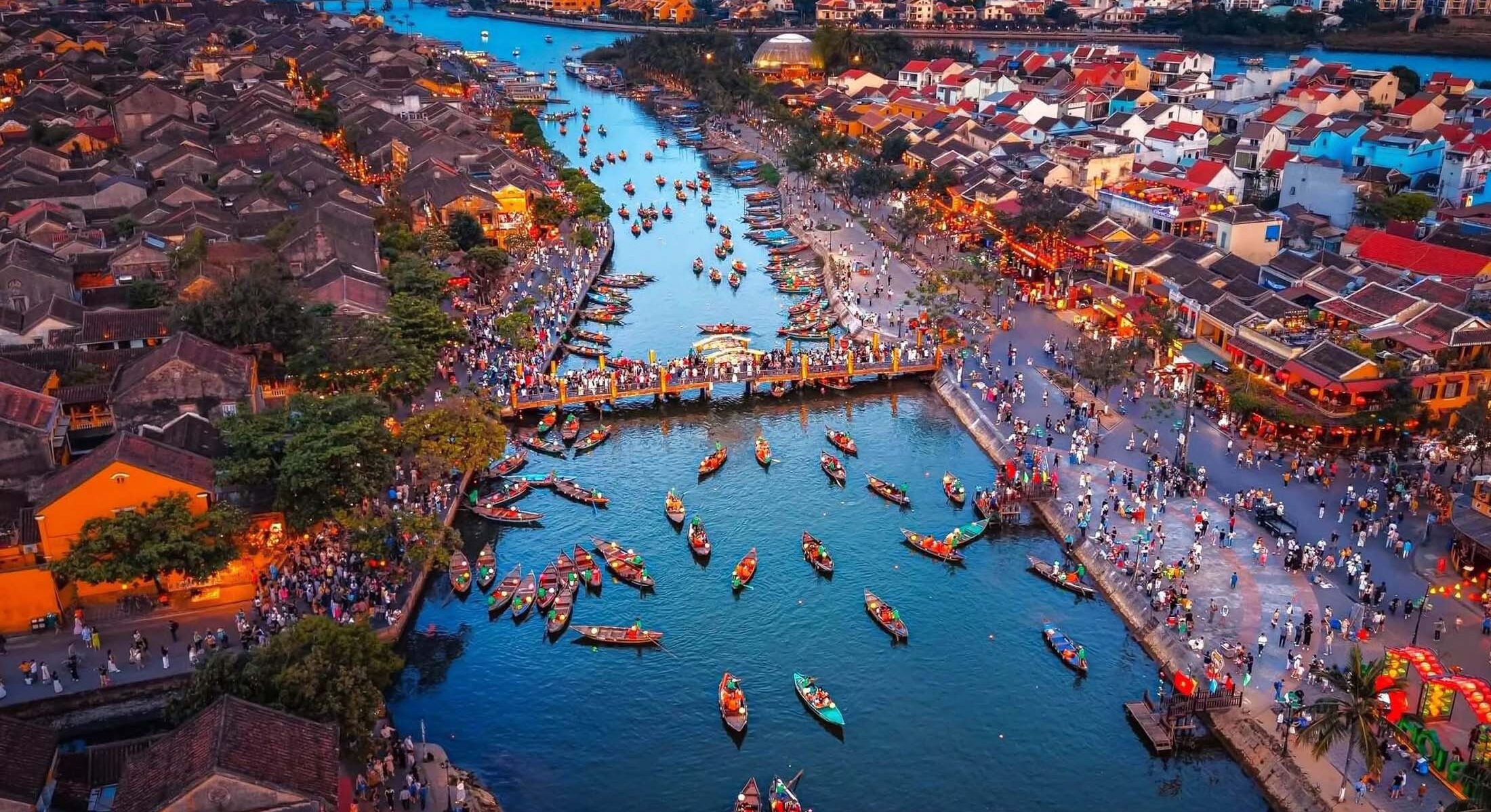 Top 20 Điểm Du Lịch Hot Nhất Việt Nam 2026 Được Du Khách Săn Đón Top 20 Điểm Du Lịch Hot Nhất Việt Nam 2026 Được Du Khách Săn Đón